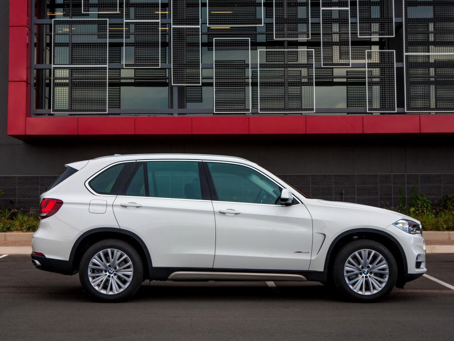  BMW X5 xDrive 5.0i 2014 года  (ZA) (фото 6 из 20)